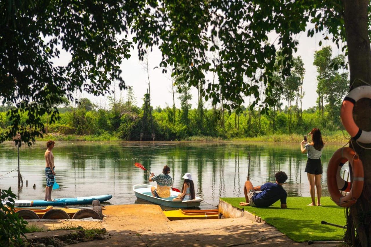 Chi-Bu Riverside Nhon Trach Экстерьер фото