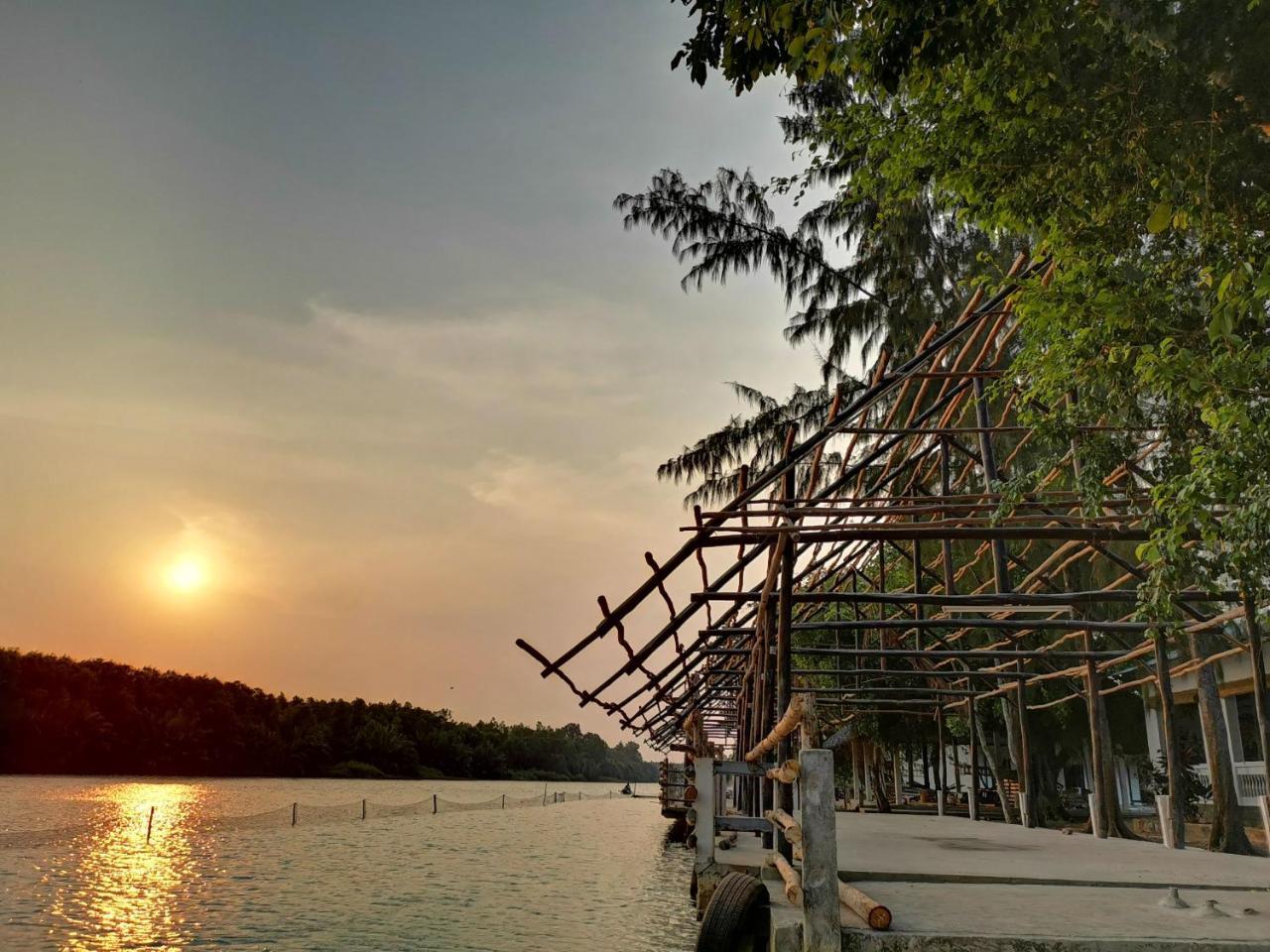 Chi-Bu Riverside Nhon Trach Экстерьер фото